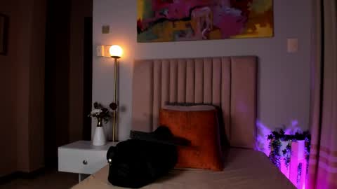 Snapshot of jupiterfoxxxx chatting on 05-29-26, 11:25 Jupiter Fox online show from 05-29-26, 11:25