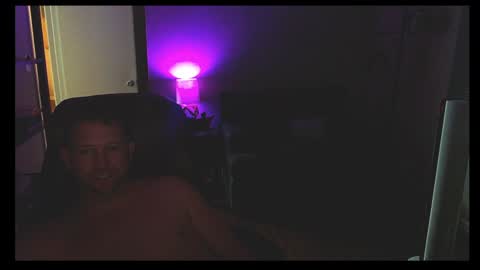 Snapshot of jusbeaz8722 chatting on 01-08-25, 07:55 JustnSide Unexxst online show from 01-08-25, 07:55