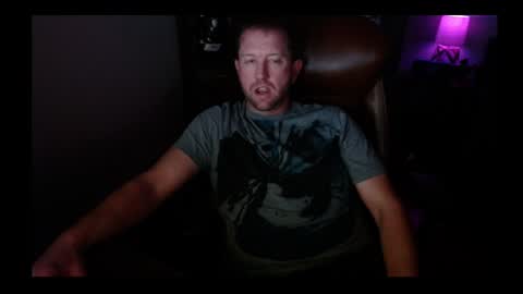 Snapshot of jusbeaz8722 chatting on 01-20-25, 05:26 JustnSide Unexxst online show from 01-20-25, 05:26