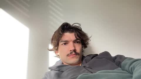 Snapshot of just_a_guy_with_a_big_cock chatting on 11-11-25, 10:04 just_a_guy_with_a_big_cock online show from 11-11-25, 10:04