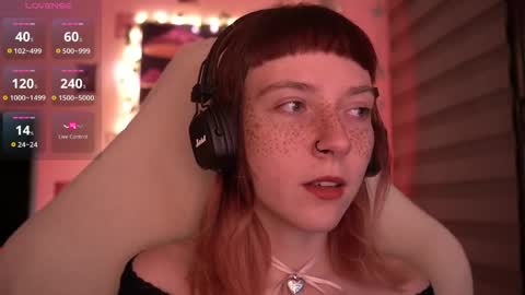Snapshot of just_busking chatting on 12-02-24, 01:25 Julia online show from 12-02-24, 01:25