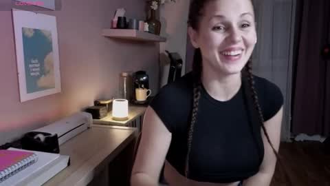 just_honey4u online show from 09-19-25, 08:42