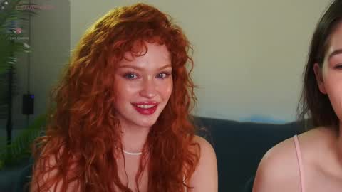 Jeni online show from 11-22-25, 02:16