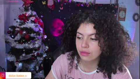 Snapshot of just_katiex chatting on 01-01-25, 06:37 Sofia online show from 01-01-25, 06:37