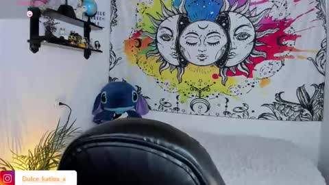 Sofia online show from 11-08-25, 12:22