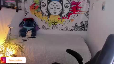 Sofia online show from 01-08-26, 04:31