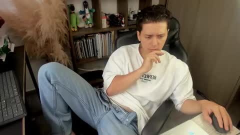 know me online show from 10-20-25, 06:41