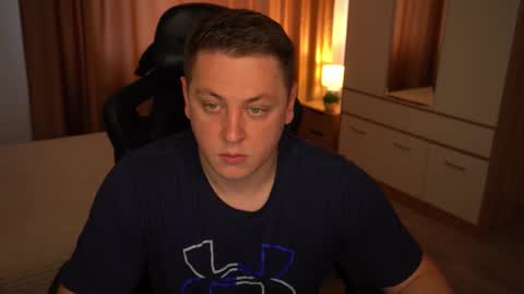 Snapshot of just_top chatting on 09-14-25, 12:59 David online show from 09-14-25, 12:59