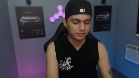 Snapshot of justagamerxxx chatting on 09-22-25, 09:06 Rhys online show from 09-22-25, 09:06