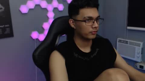 Snapshot of justagamerxxx chatting on 09-30-25, 11:59 Rhys online show from 09-30-25, 11:59