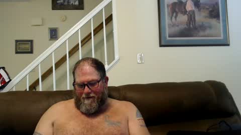 Snapshot of justaguyandnaked chatting on 08-08-26, 06:32 justaguyandnaked online show from 08-08-26, 06:32