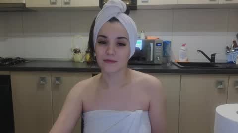 JustAnne online show from 01-15-25, 01:12