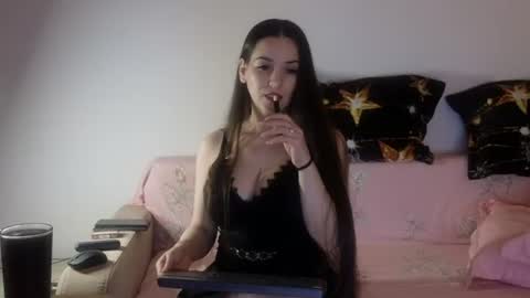 JustAnne online show from 06-27-26, 01:43