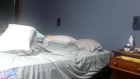 Tohiptwoquit online show from 03-18-26, 08:39