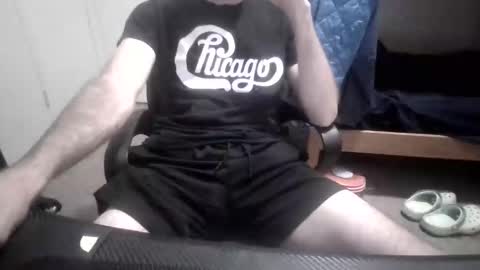 Snapshot of justbros1 chatting on 10-23-25, 01:27 Slim online show from 10-23-25, 01:27