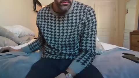 Snapshot of justcallmelaz chatting on 02-01-25, 07:02 just laz online show from 02-01-25, 07:02