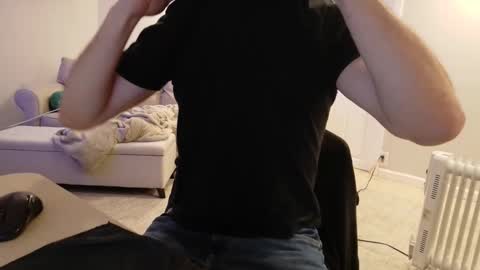 Snapshot of justcallmelaz chatting on 02-18-26, 07:54 just laz online show from 02-18-26, 07:54