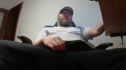 Just Flo ---  online show from 02-18-25, 02:27