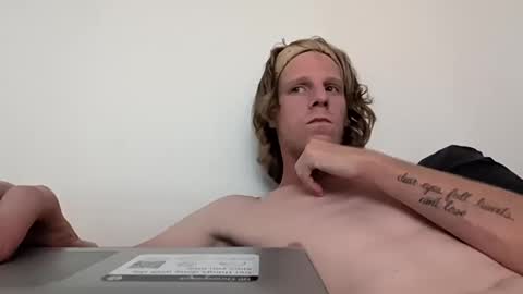 justhavingfun111 online show from 10-16-25, 12:44