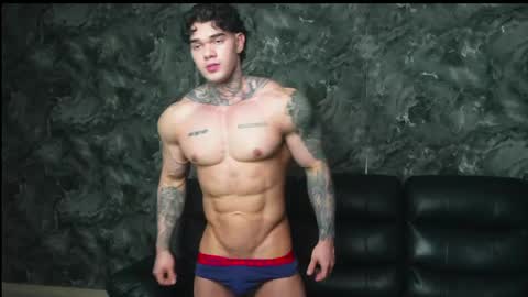 justin clark1 online show from 05-12-26, 03:03
