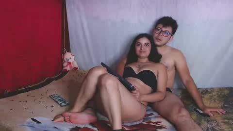 JUSTIN Y JAZMIN online show from 02-21-26, 12:00