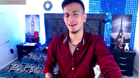 Snapshot of justin_melendez chatting on 12-22-24, 01:01 JUSTIN online show from 12-22-24, 01:01