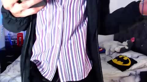 Snapshot of justin_melendez chatting on 09-17-25, 09:49 JUSTIN online show from 09-17-25, 09:49