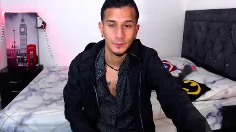 Snapshot of justin_melendez chatting on 09-19-25, 01:40 JUSTIN online show from 09-19-25, 01:40