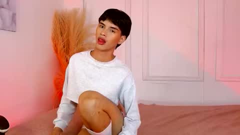 Justin online show from 10-04-25, 02:42