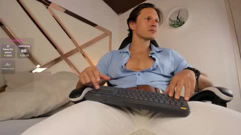 Justin  online show from 02-03-26, 07:52