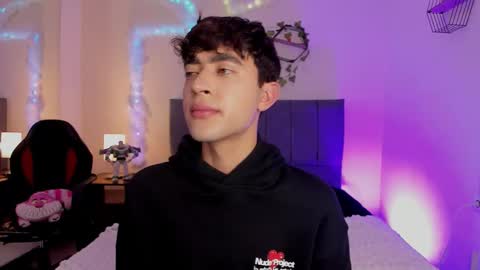 Justin online show from 02-04-26, 11:27