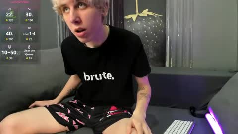 justTEEN online show from 05-12-26, 10:34