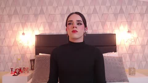 Justine online show from 01-22-25, 05:48