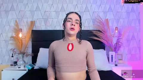 Snapshot of justineperry chatting on 03-25-26, 04:29 Justine online show from 03-25-26, 04:29