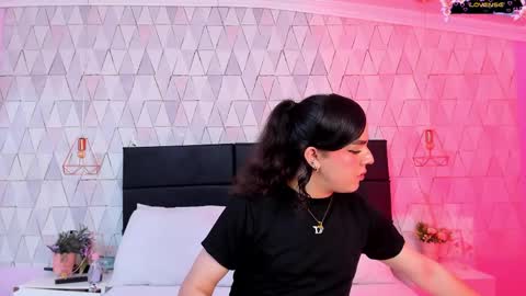 Justine online show from 05-19-26, 04:41
