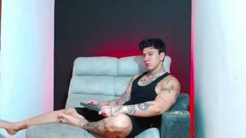 justinfuller_31 online show from 02-08-26, 06:55