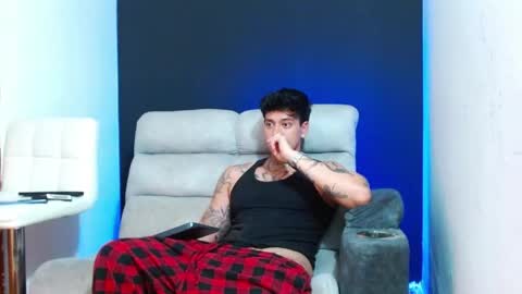 justinfuller_31 online show from 04-30-26, 08:57