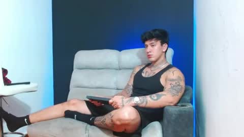 justinfuller_31 online show from 05-19-26, 03:46