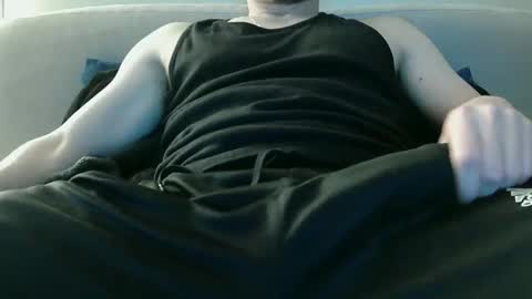 Snapshot of justinjaybee69 chatting on 03-05-25, 11:05 Justinjaybee online show from 03-05-25, 11:05