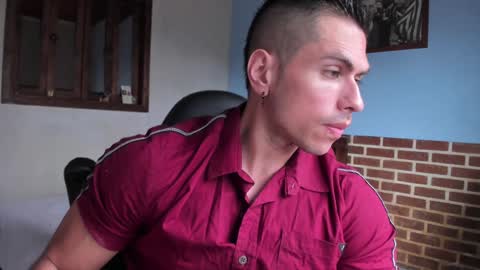 Snapshot of justinkart chatting on 01-08-25, 05:05 justinkart online show from 01-08-25, 05:05