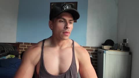 Snapshot of justinkart chatting on 02-14-25, 05:25 justinkart online show from 02-14-25, 05:25