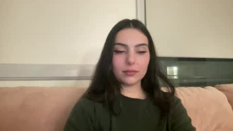 Jess online show from 12-18-24, 02:32