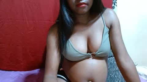 Snapshot of justlhot chatting on 12-28-24, 01:50 Justlhot online show from 12-28-24, 01:50