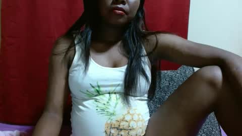 Snapshot of justlhot chatting on 01-06-25, 10:58 Justlhot online show from 01-06-25, 10:58