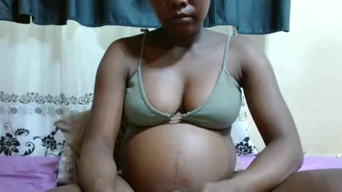 Snapshot of justlhot chatting on 02-13-25, 12:32 Justlhot online show from 02-13-25, 12:32