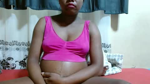 Snapshot of justlhot chatting on 02-24-25, 04:38 Justlhot online show from 02-24-25, 04:38