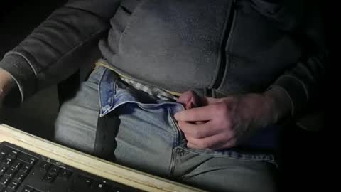 Justme39057 online show from 03-17-26, 05:05