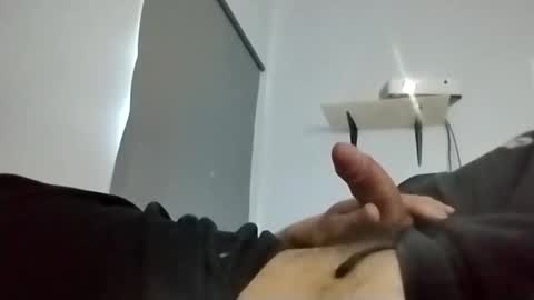 Snapshot of justme6vi6 chatting on 03-28-26, 01:00 justme6vi6 online show from 03-28-26, 01:00