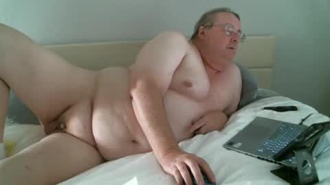 justmedm64 online show from 03-03-25, 09:15