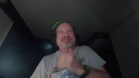 Snapshot of justmetool chatting on 10-05-25, 07:39 Tool online show from 10-05-25, 07:39